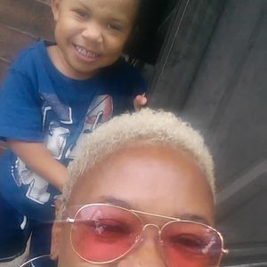 Meet your Posher, Taraea